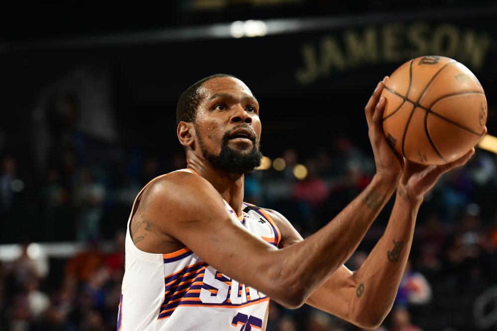 更是向世界 更是向世界